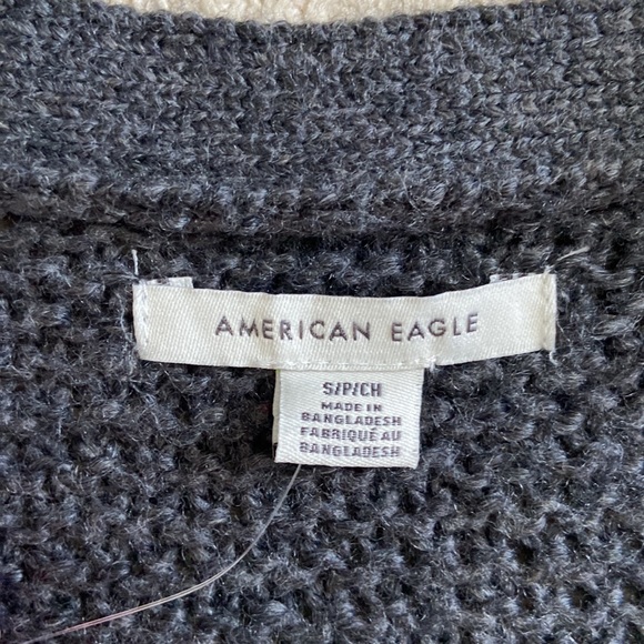 American Eagle grey knit cardigan - Picture 2 of 3